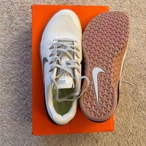 Nike Metcon4 Women’s Size 9